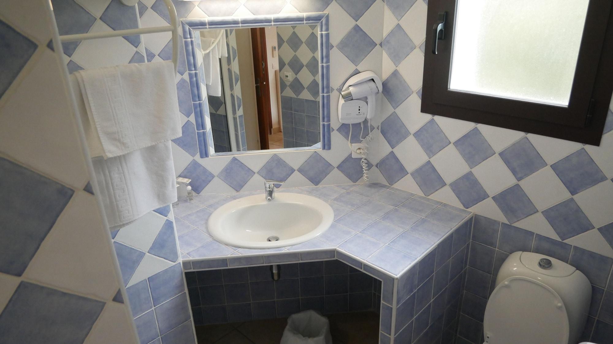 Corsica Hostel Porto-Vecchio, Partie Dortoirs Екстер'єр фото