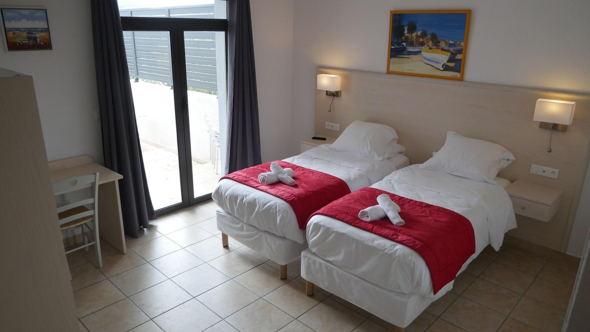 Corsica Hostel Porto-Vecchio, Partie Dortoirs Екстер'єр фото
