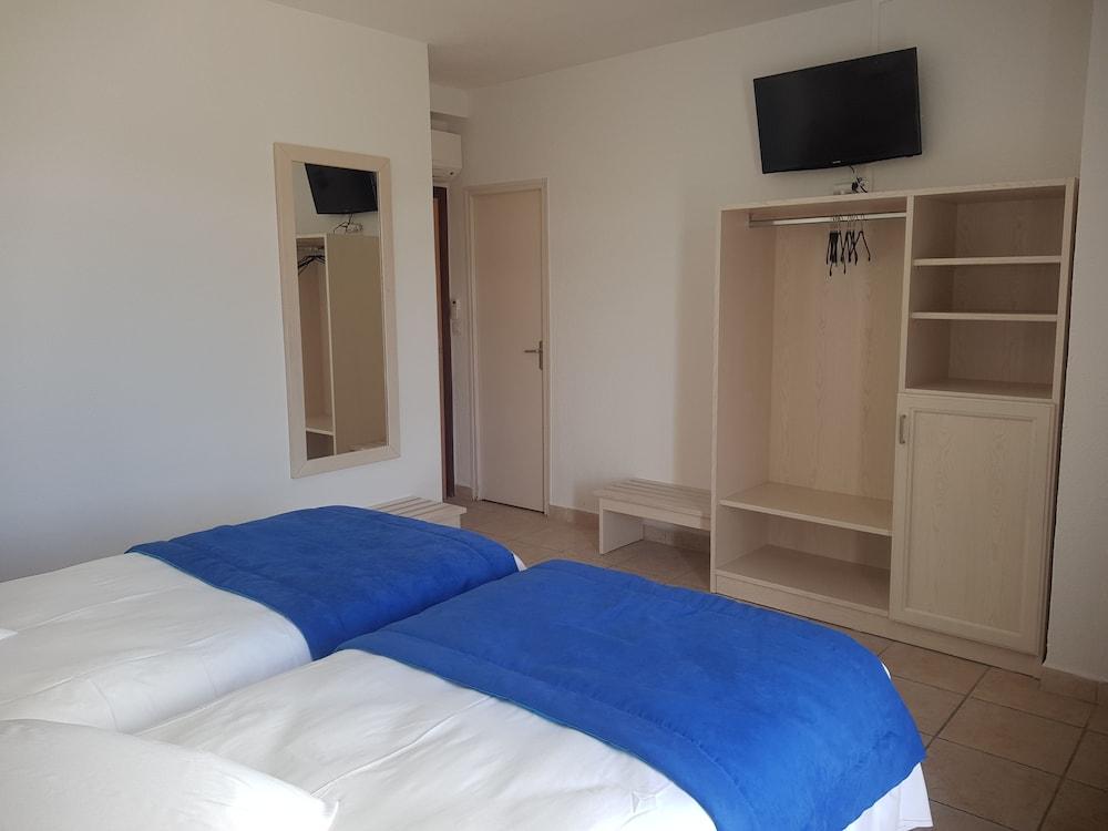 Corsica Hostel Porto-Vecchio, Partie Dortoirs Екстер'єр фото