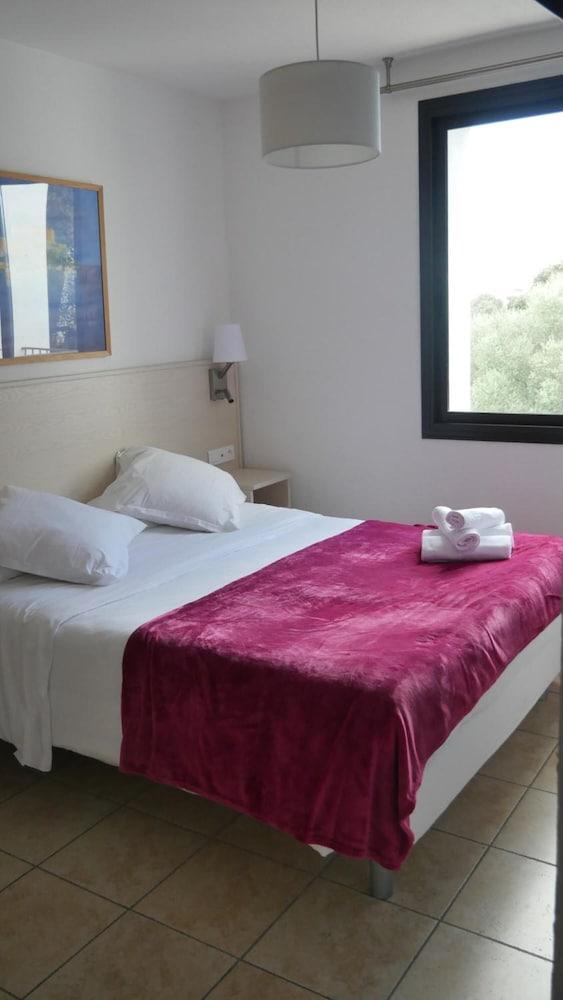 Corsica Hostel Porto-Vecchio, Partie Dortoirs Екстер'єр фото